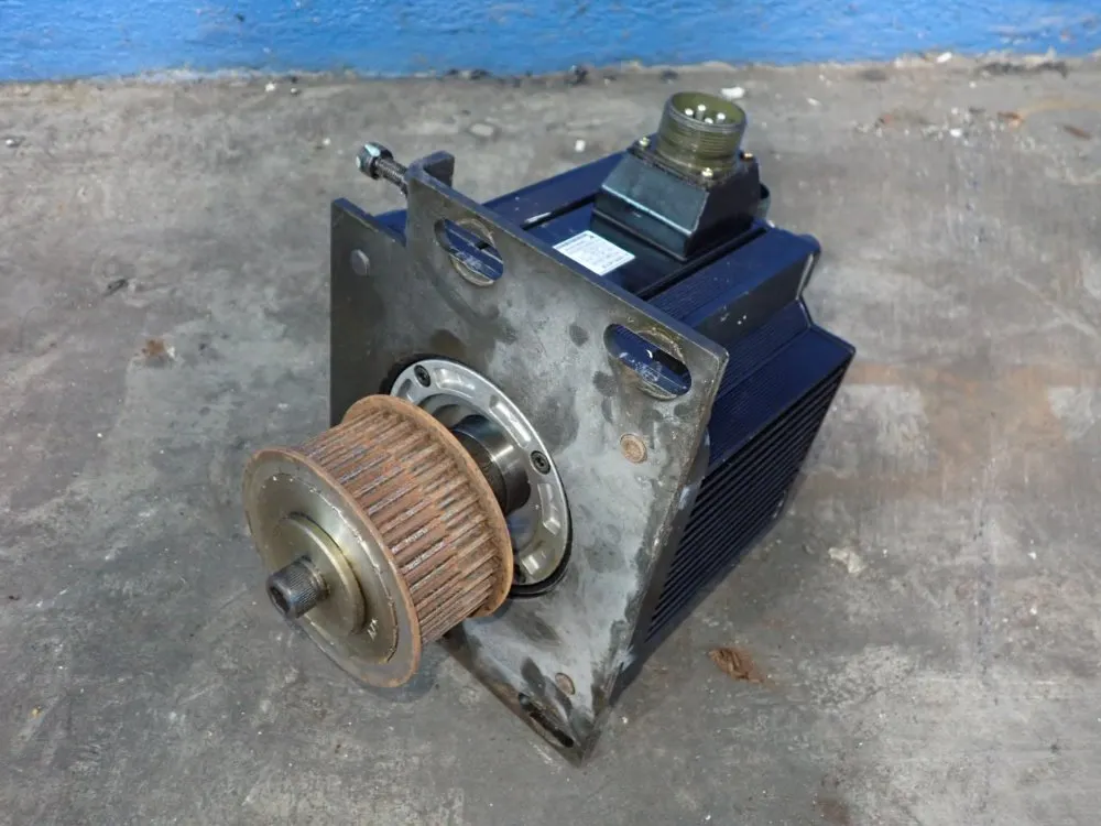 Yaskawa Servo Motor - Sgmg-20aabb