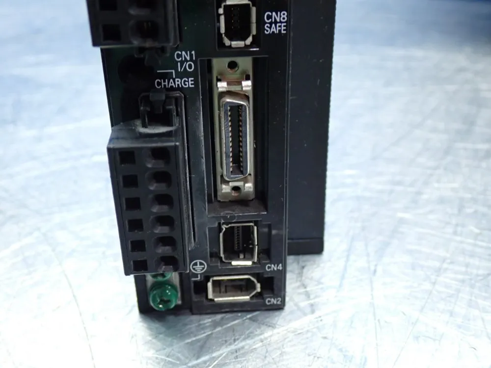 Omron Linear Motor Assembly Pick & Place System - R88l-es-pm-c110-b100-0001