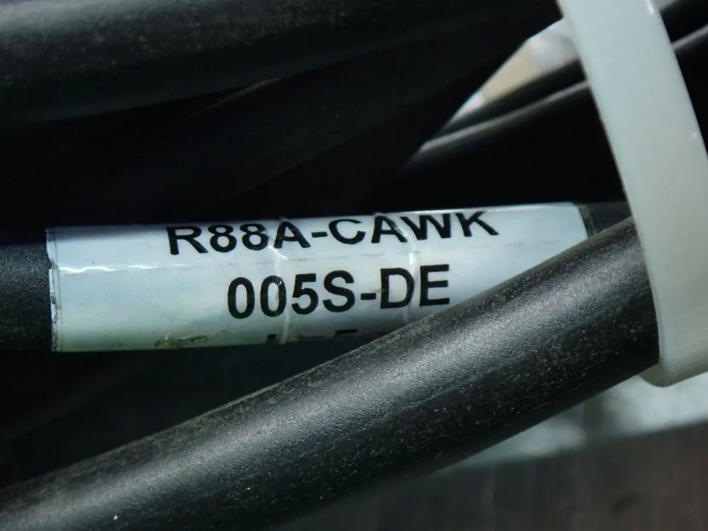 Omron Linear Motor Assembly Pick & Place System - R88l-es-pm-c110-b100-0001