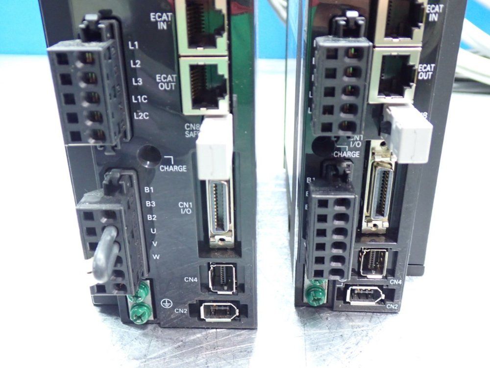 Omron Accurax Linear Motor Pick & Place System - R88l-es-pm-c110-b300-0001