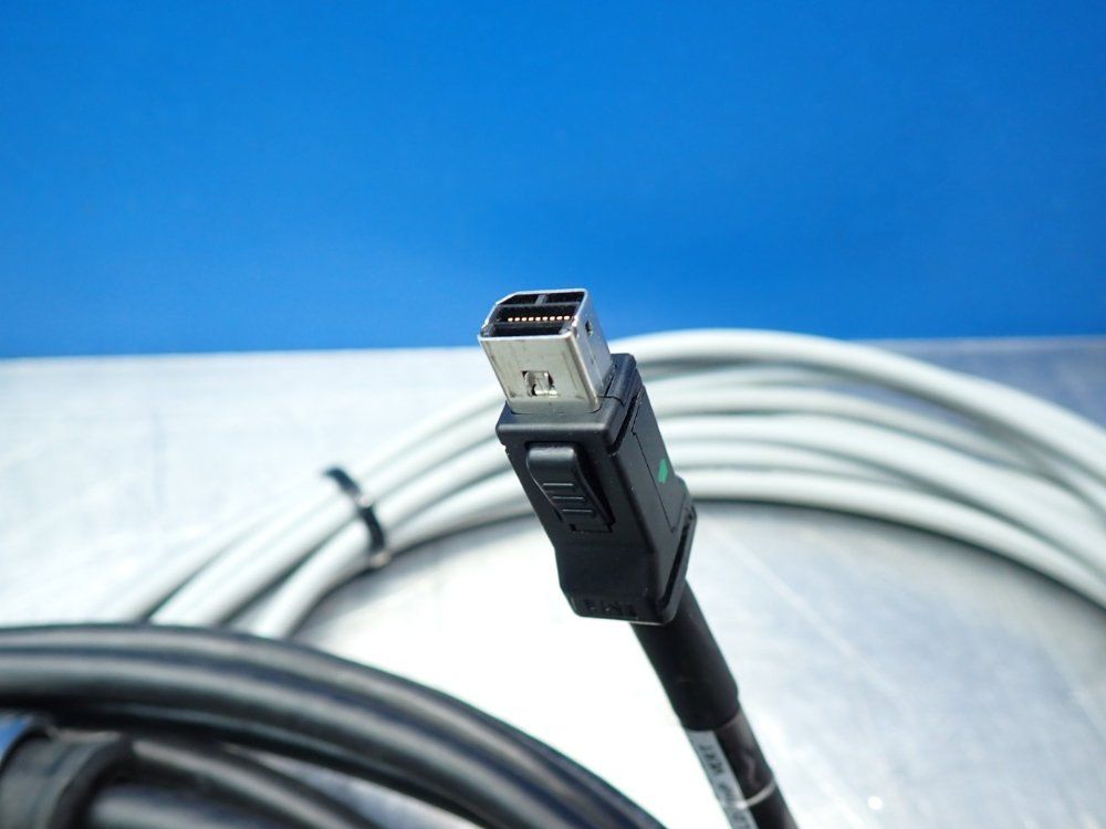 Omron Accurax Linear Motor Pick & Place System - R88l-es-pm-c110-b300-0001