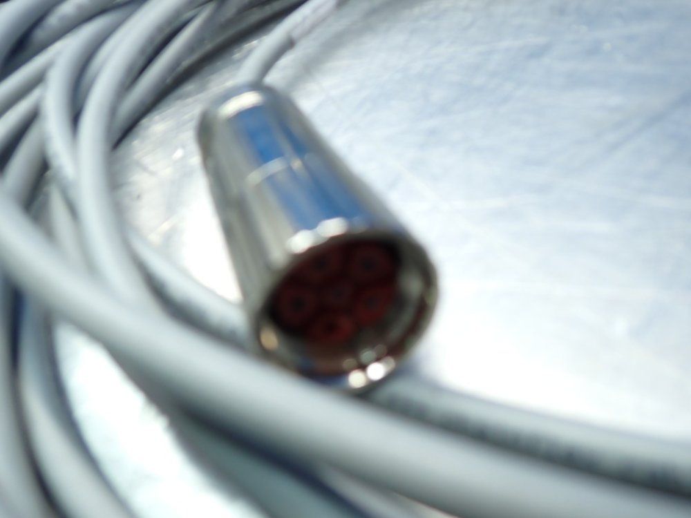 Omron Accurax Linear Motor Pick & Place System - R88l-es-pm-c110-b300-0001