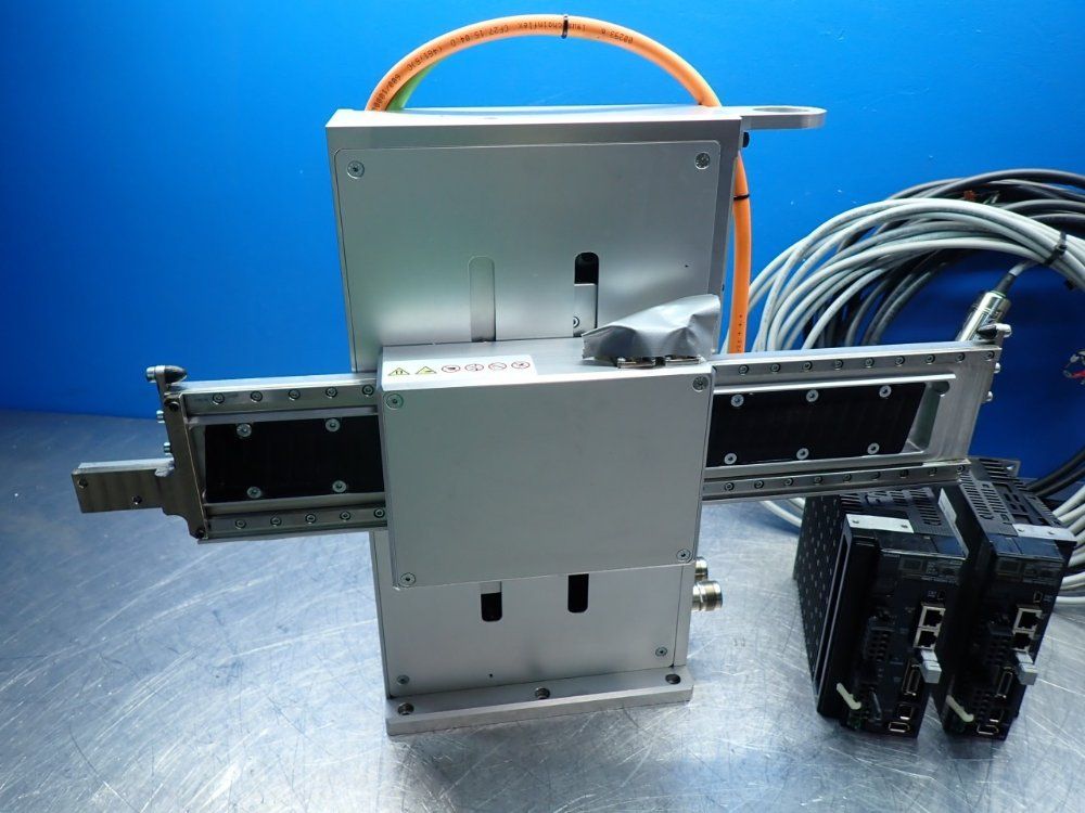 Omron Accurax Linear Motor Pick & Place System - R88l-es-pm-c110-b300-0001