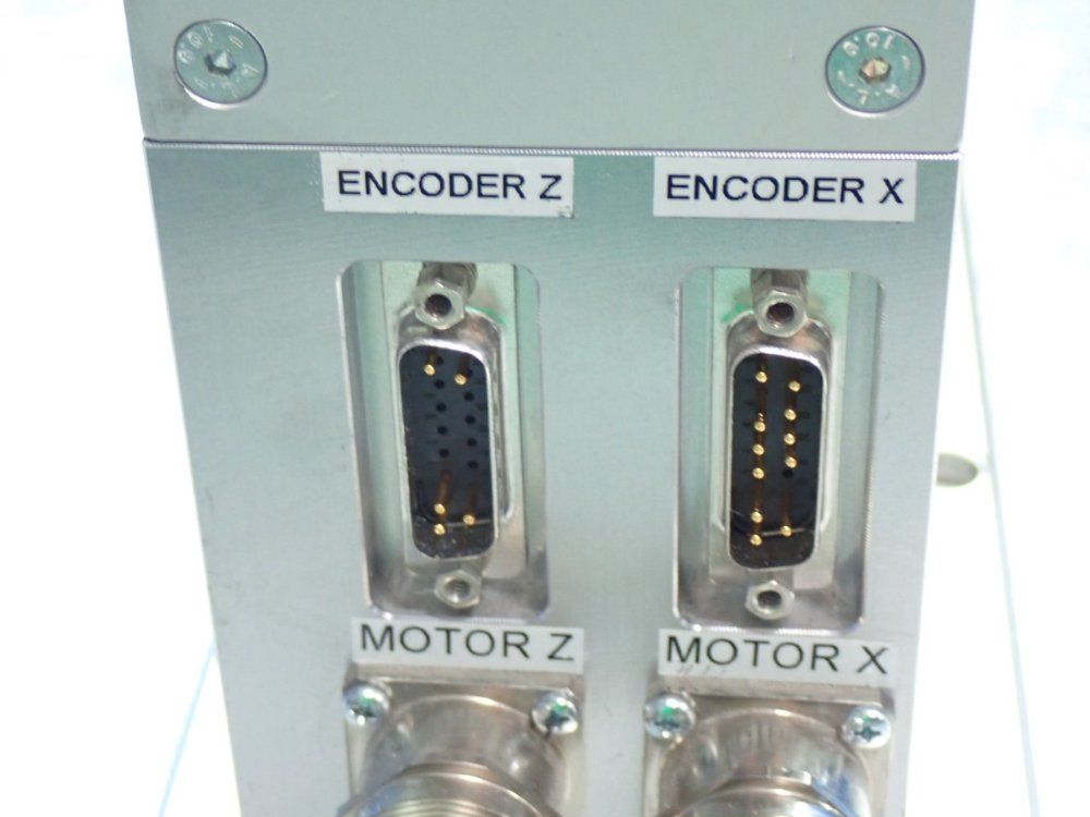 Omron Accurax Linear Motor Pick & Place System - R88l-es-pm-c110-b300-0001