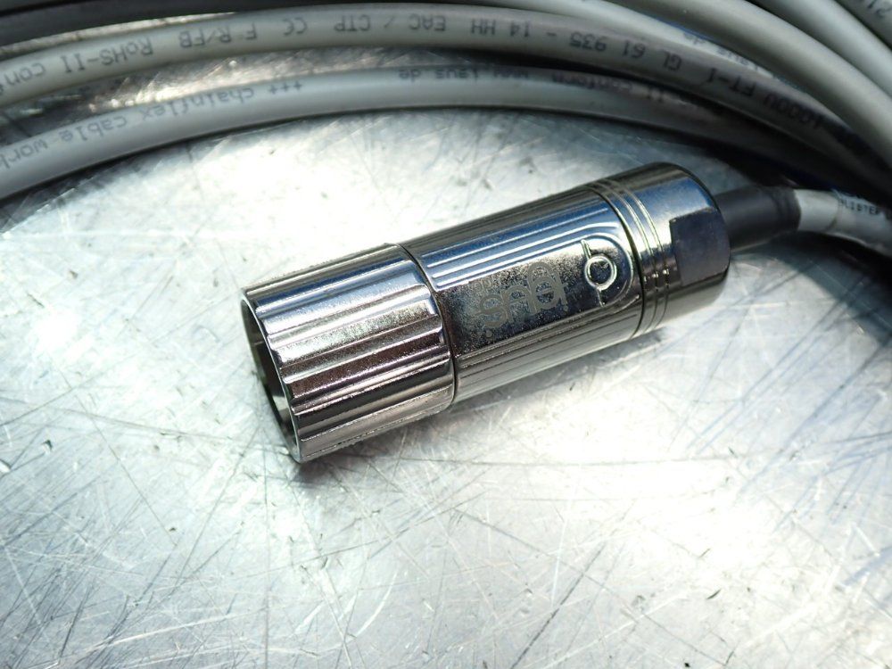 Omron Accurax Linear Motor Pick & Place System - R88l-es-pm-c110-b300-0001