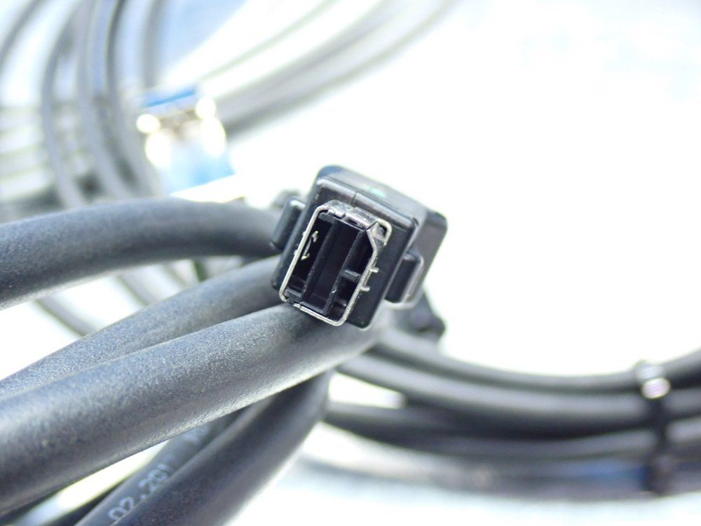 Omron Accurax Linear Motor Pick & Place System - R88l-es-pm-c110-b300-0001