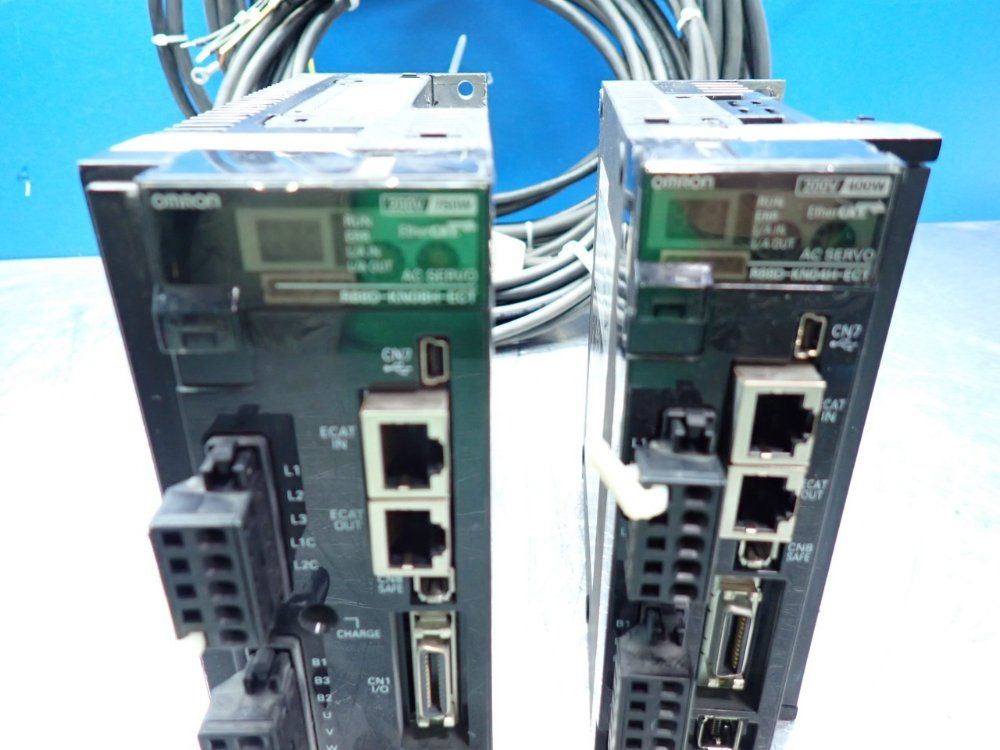 Omron Accurax Linear Motor Pick & Place System - R88l-es-pm-c110-b300-0001