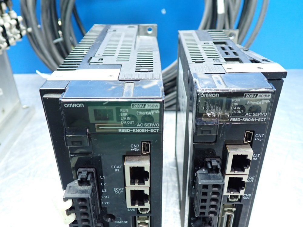 Omron Linear Motor Assembly Pick & Place System - R88l-es-pm-c110-b250-0001