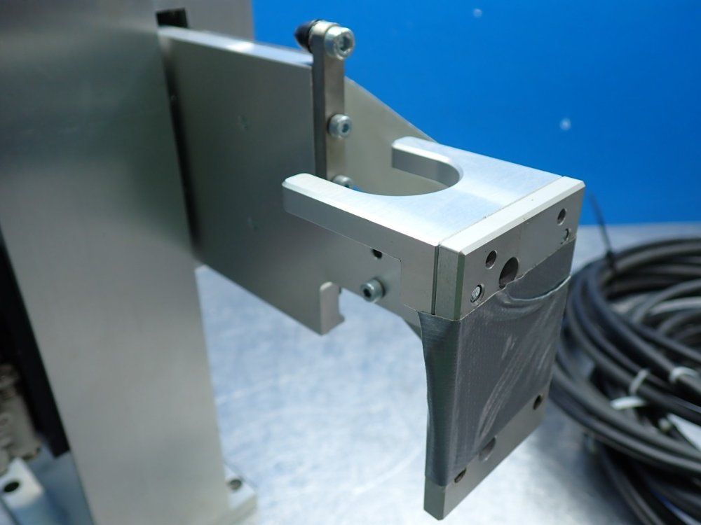 Omron Linear Motor Assembly Pick & Place System - R88l-es-pm-c110-b250-0001