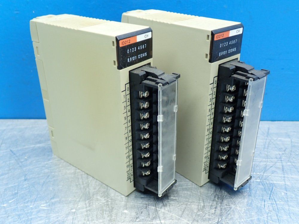 Omron Sysmacc200 16-channel Dc Input Module C200h-series, 2pcs - C200h-id212