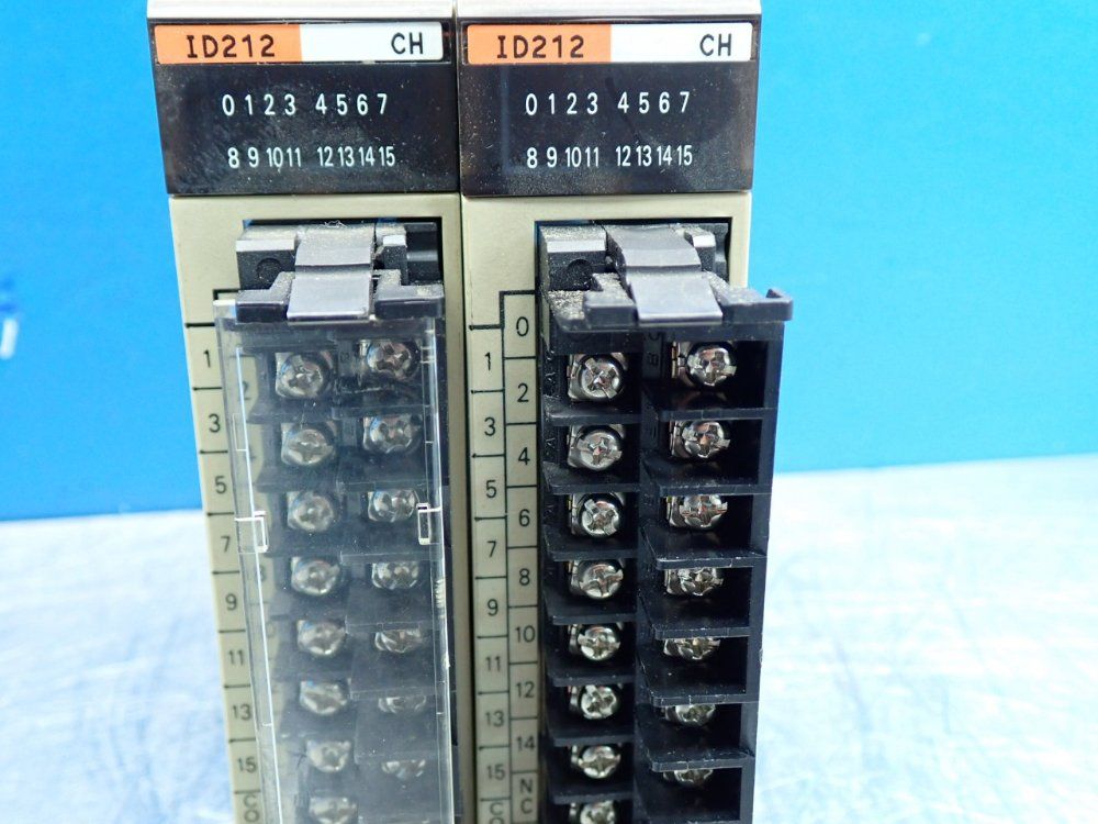 Omron Sysmacc200 16-channel Dc Input Module C200h-series, 2pcs - C200h-id212