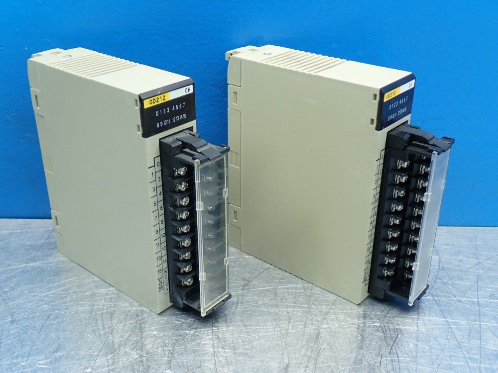 Omron 0.3ma Per Point C200h-series Sysmac 16-point Transistor Plc Output Module, 2pcs - C200h-od212