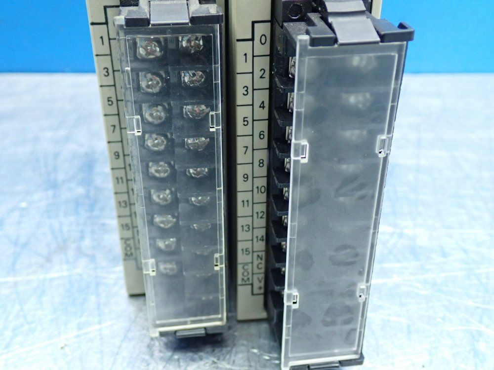 Omron 0.3ma Per Point C200h-series Sysmac 16-point Transistor Plc Output Module, 2pcs - C200h-od212
