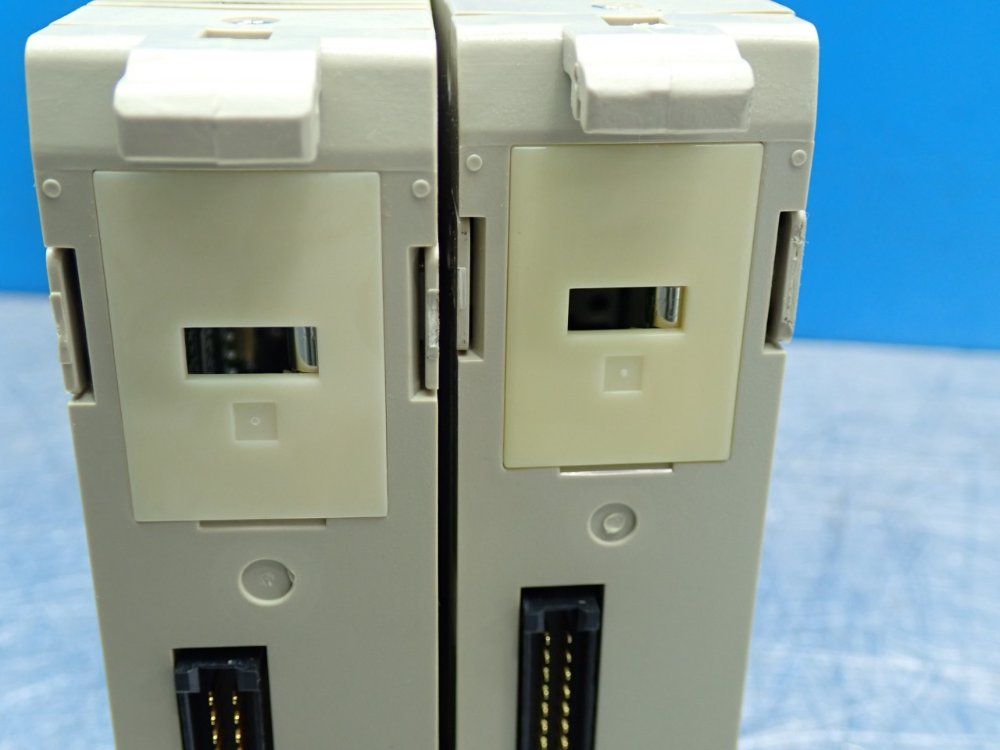 Omron 0.3ma Per Point C200h-series Sysmac 16-point Transistor Plc Output Module, 2pcs - C200h-od212