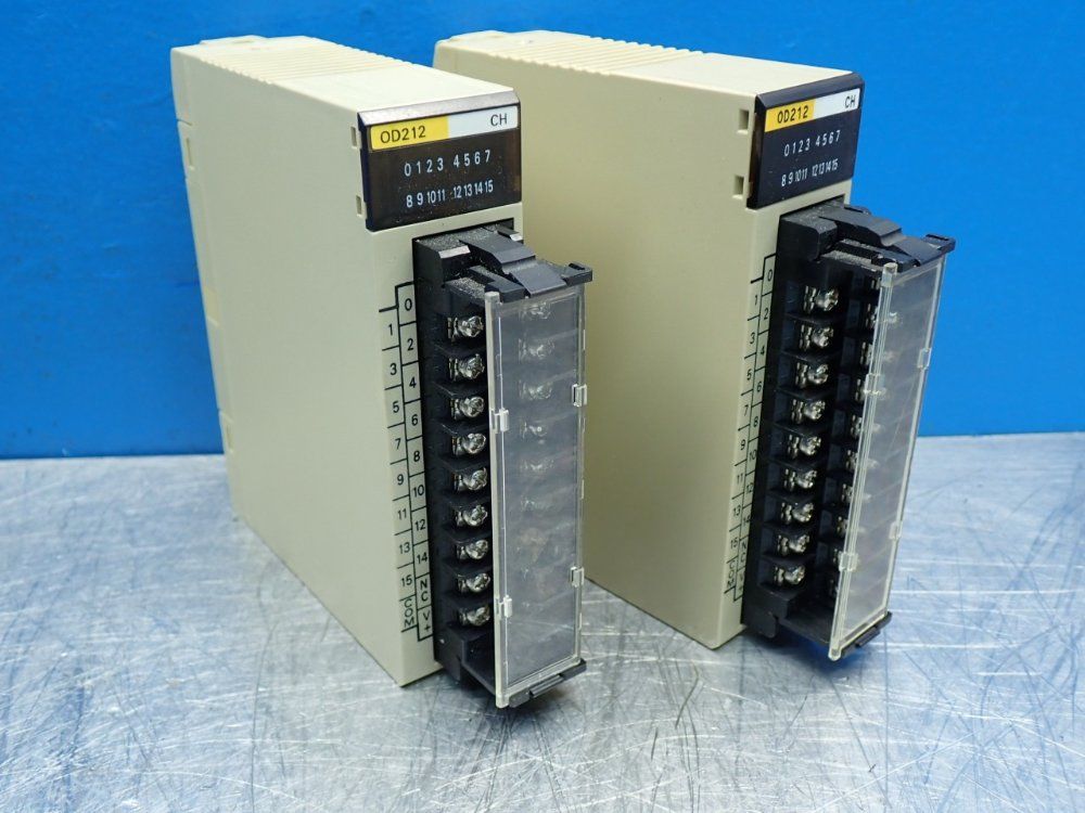 Omron 0.3ma Per Point Sysmac 16-point Transistor Plc Output Module C200h-series, 2pcs - C200h-od212