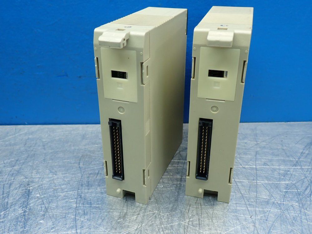 Omron 0.3ma Per Point Sysmac 16-point Transistor Plc Output Module C200h-series, 2pcs - C200h-od212