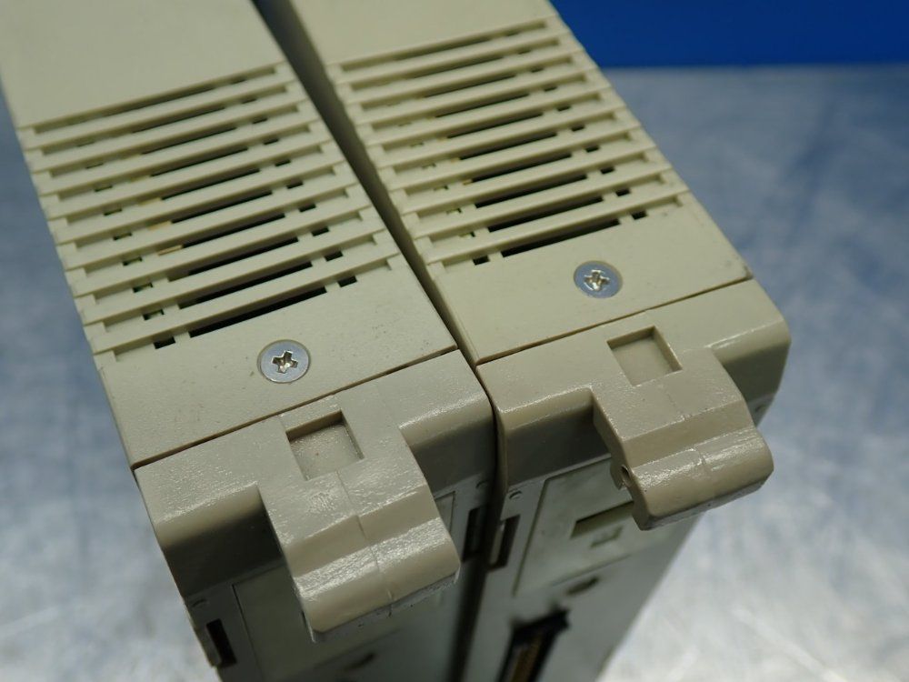 Omron 0.3ma Per Point Sysmac 16-point Transistor Plc Output Module C200h-series, 2pcs - C200h-od212