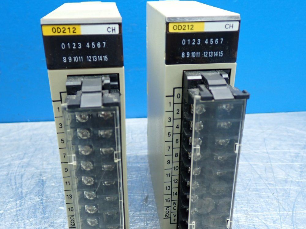 Omron 0.3ma Per Point Sysmac 16-point Transistor Plc Output Module C200h-series, 2pcs - C200h-od212