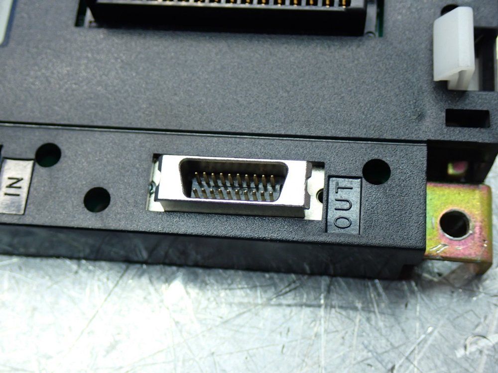 Omron 10-slot Cpu Backplane Base Unit - C200hw-bc101-v1