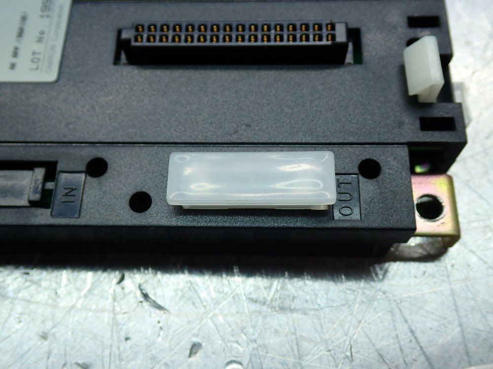 Omron 10-slot Cpu Backplane Base Unit - C200hw-bc101-v1