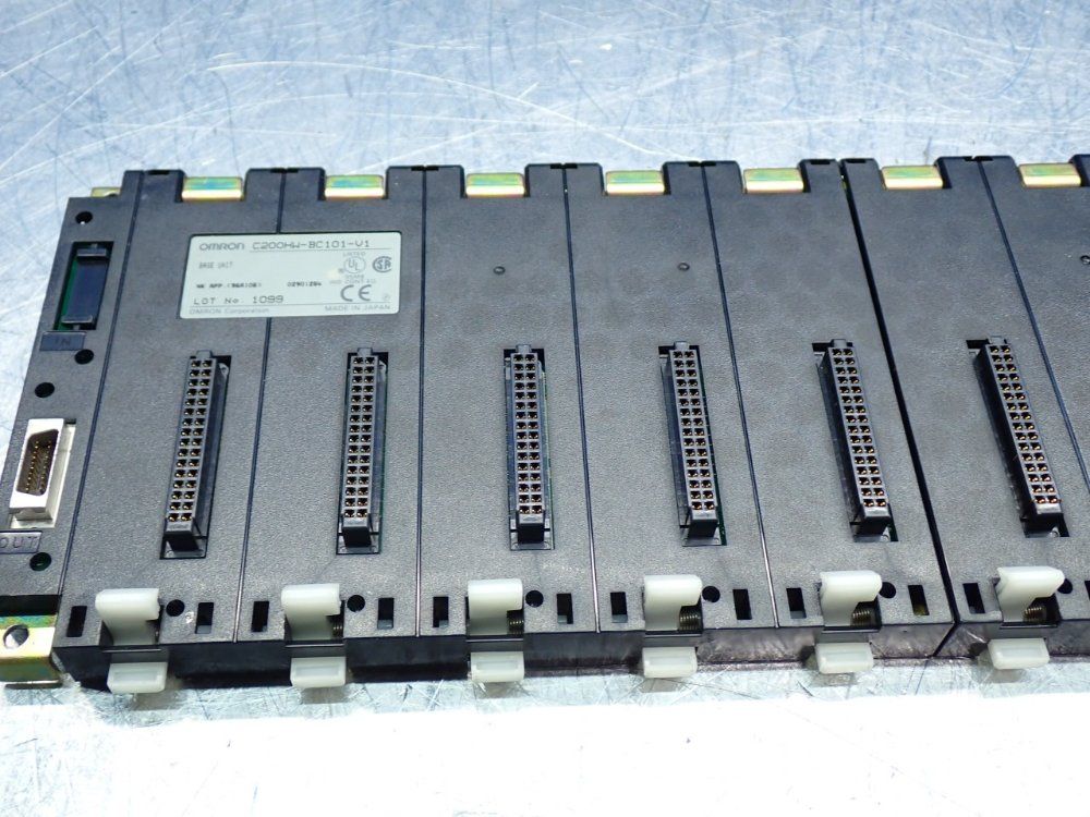 Omron 10-slot Cpu Backplane Base Unit - C200hw-bc101-v1