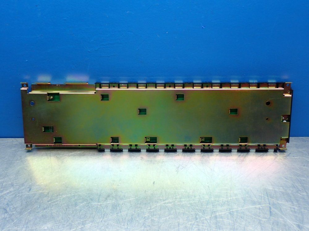 Omron 10-slot Cpu Backplane Base Unit - C200hw-bc101-v1