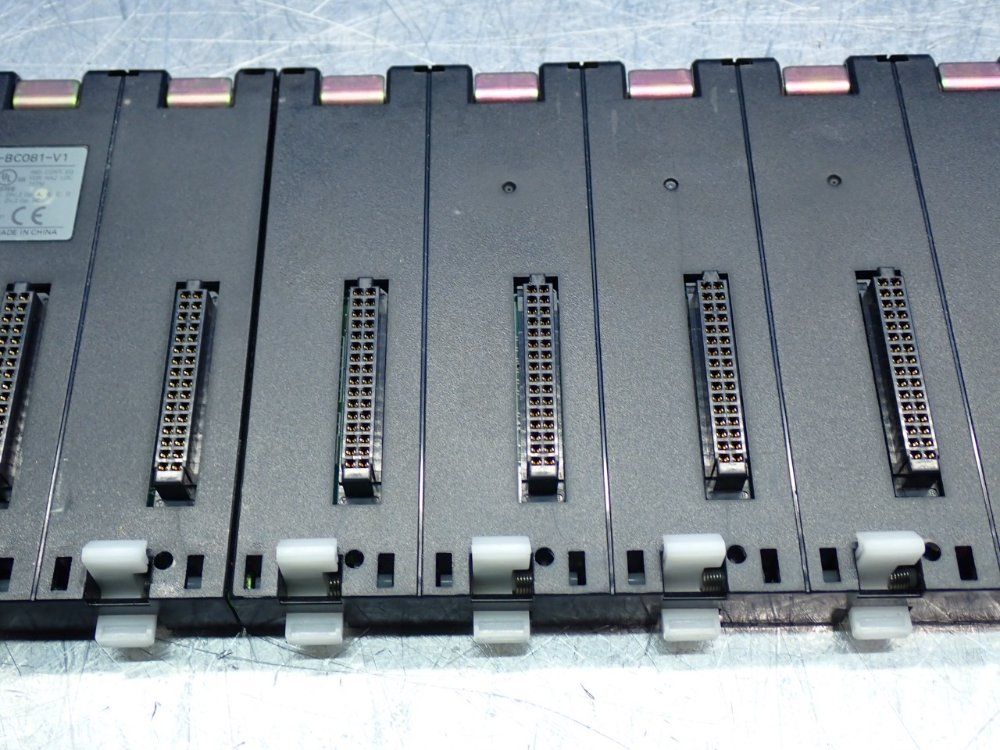 Omron Sysmac C200hw 8-slot Expansion I/o Backplane - C200hw-bc081-v1