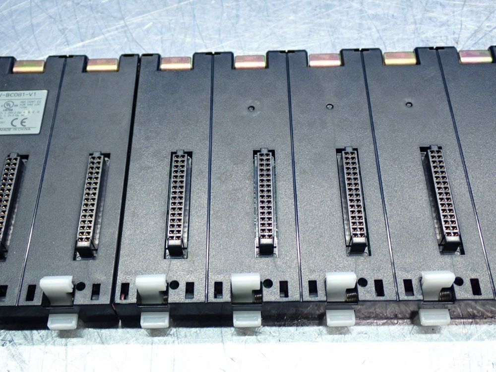 Omron Sysmac C200hw 8-slot Expansion I/o Backplane - C200hw-bc081-v1