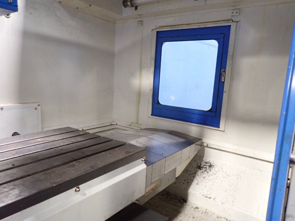 Kia Heavy Industries Corp 25 1/2" X 67" Cnc Vmc - Vx650