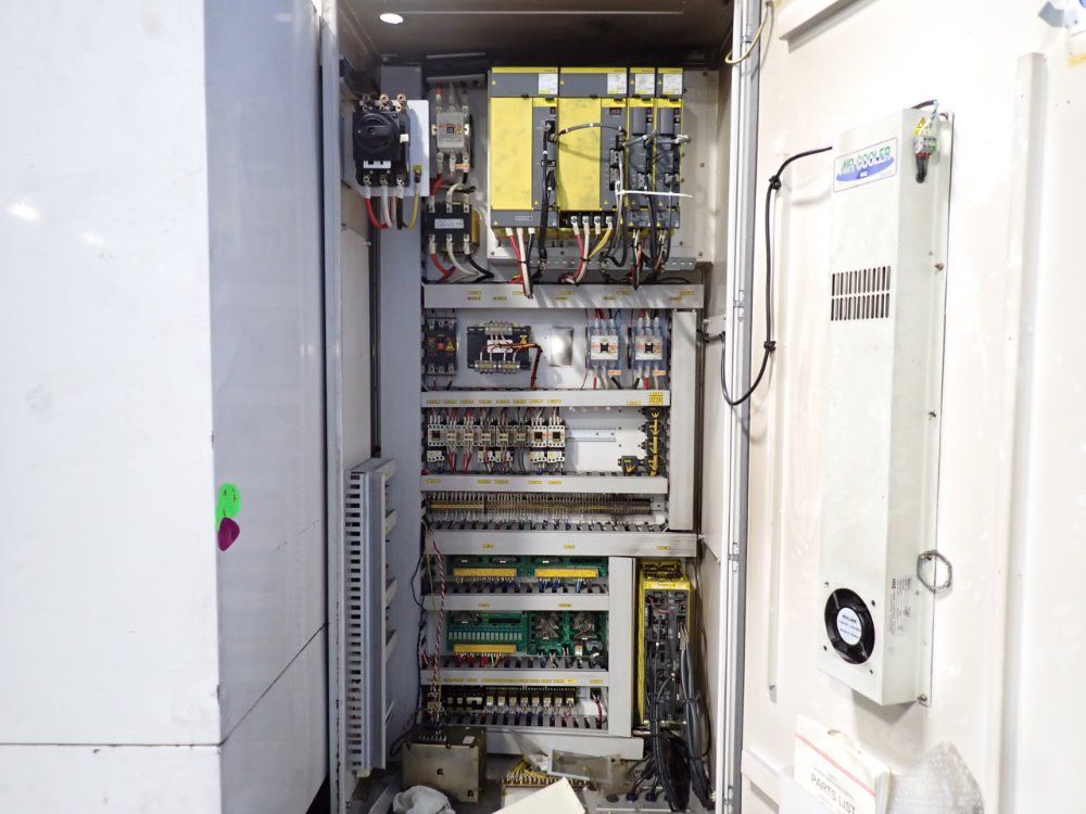 Kia Heavy Industries Corp 25 1/2" X 67" Cnc Vmc - Vx650