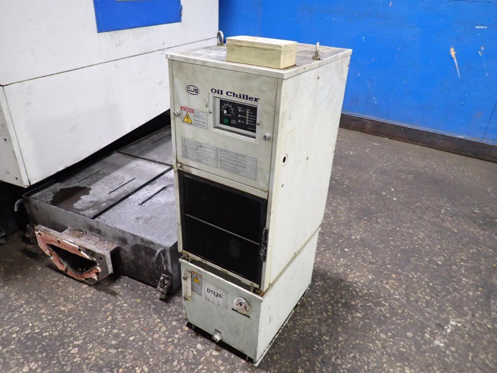 Kia Heavy Industries Corp 25 1/2" X 67" Cnc Vmc - Vx650