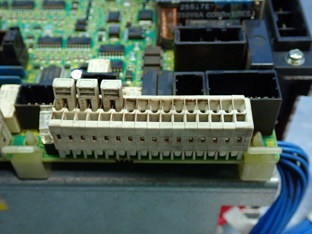 Fanuc R30ib Control E-stop Unit - A05b-2601-c412