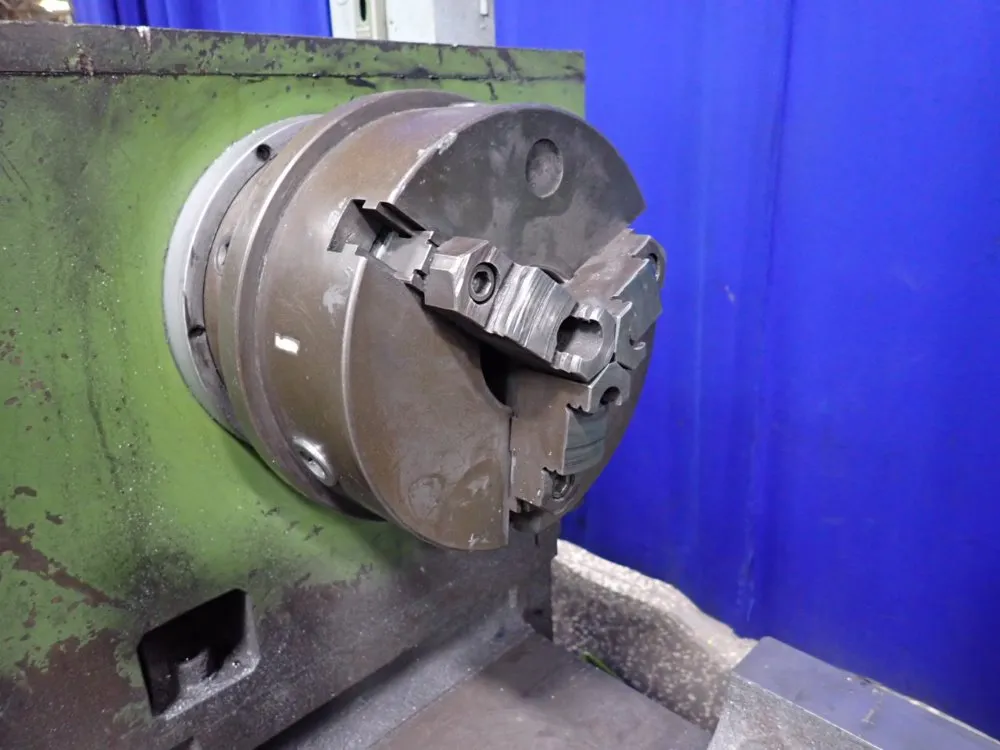 Iron Flower Machinery Inc 24"/32" X 208 Gap Bed Lathe - If-24200