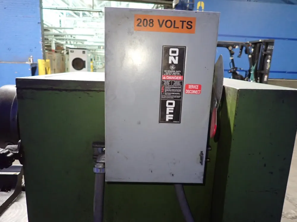 Iron Flower Machinery Inc 24"/32" X 208 Gap Bed Lathe - If-24200