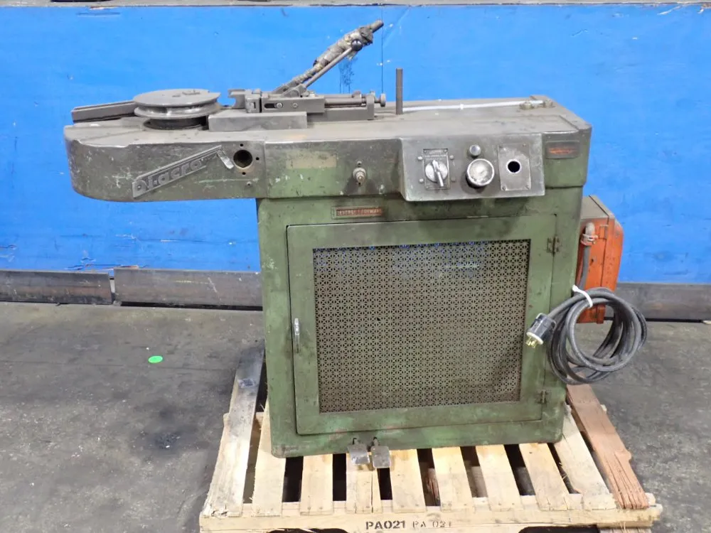 Di-acro 1.25" Hydraulic Tube Bender