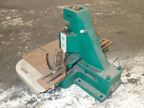 Tennsmith 16 Gauge Corner Notcher - Sn