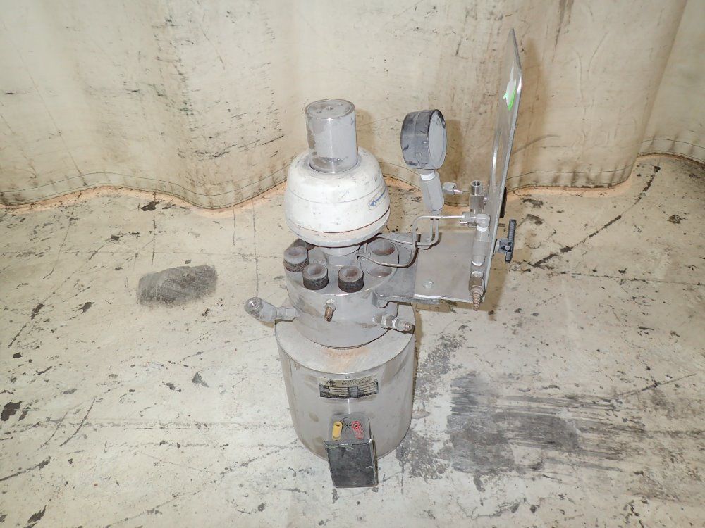 Autoclave Engineers Reactor