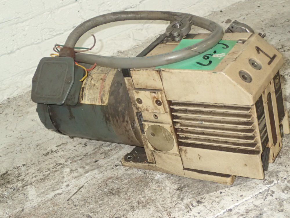 Leybold / Trivac Vacuum Pump