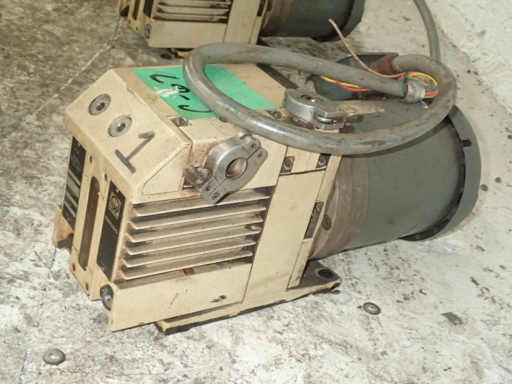 Leybold / Trivac Vacuum Pump