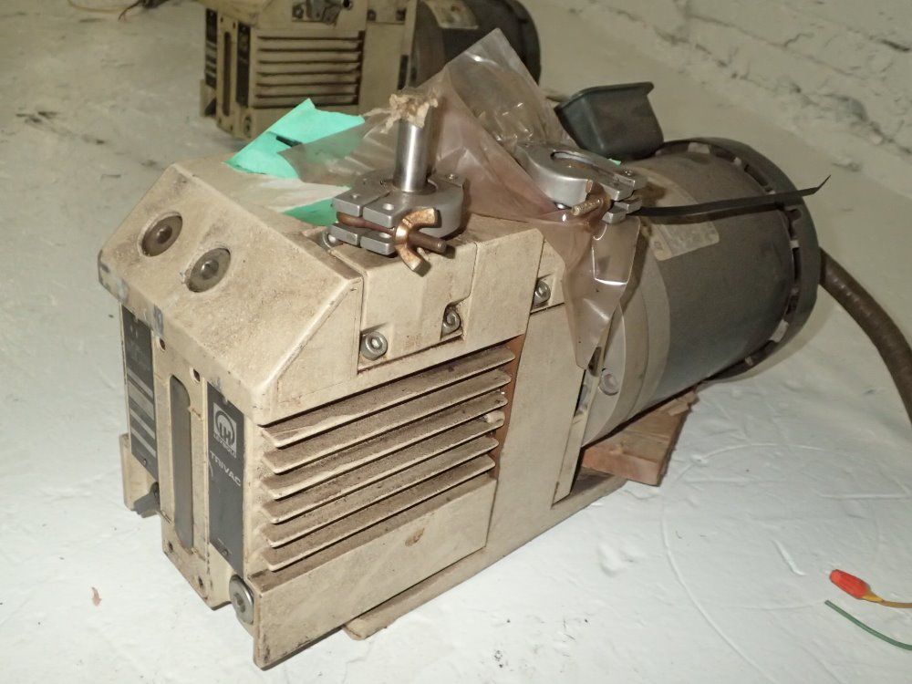 Leybold / Trivac Vacuum Pump