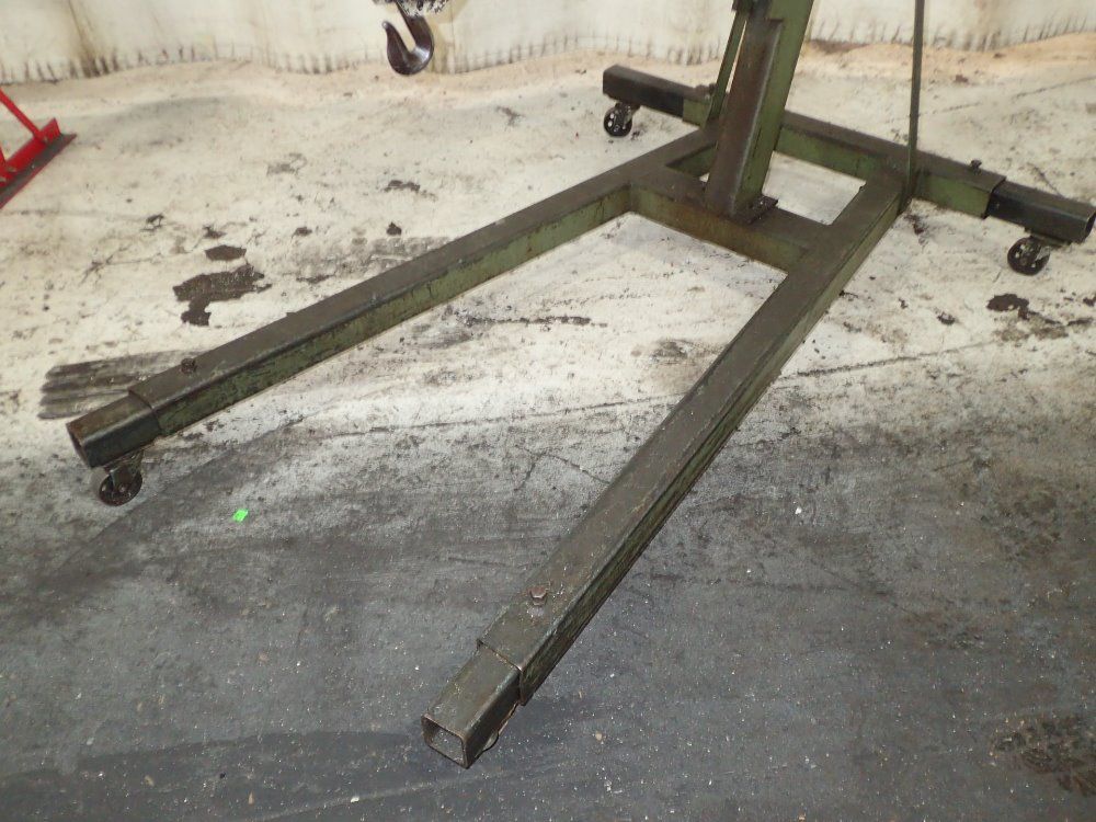 Carolina Portable Engine Hoist