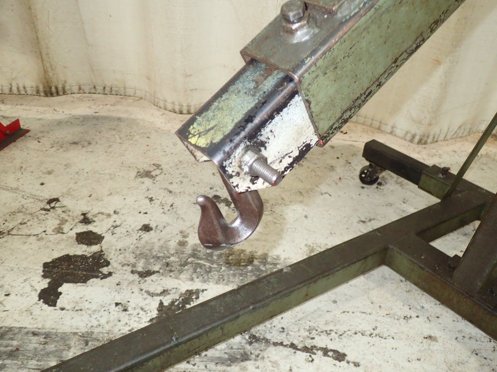 Carolina Portable Engine Hoist