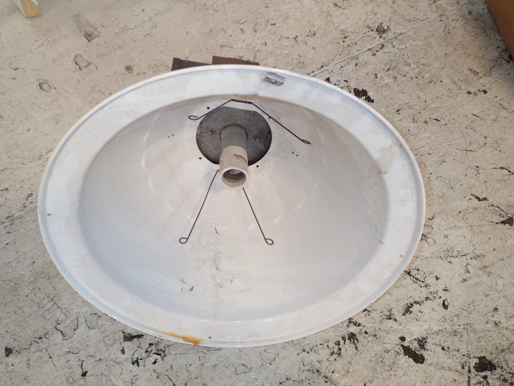 Cooper Industries Dock Light