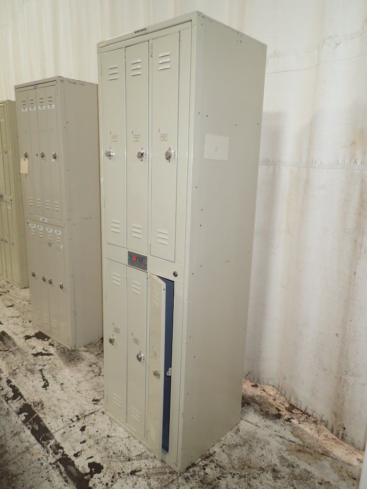 Change O Matic Locker