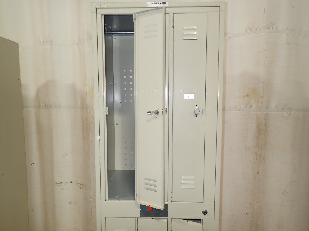 Change O Matic Locker