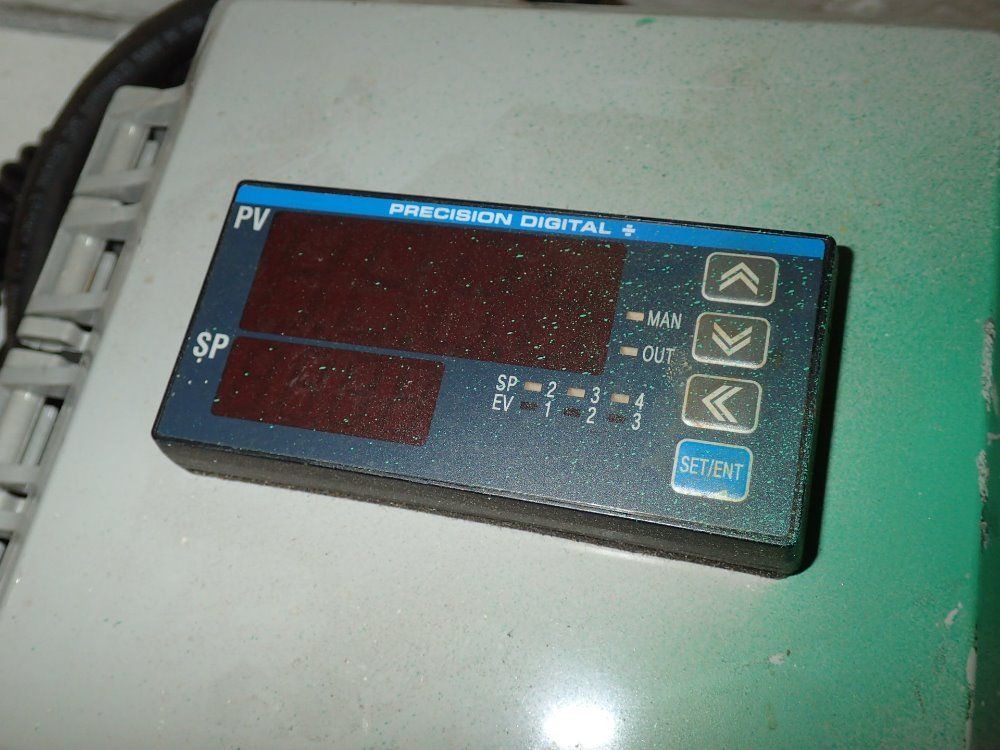 Precision Digital Temperature Controller