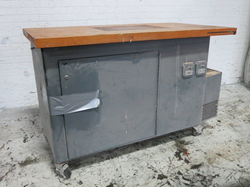 Wood Mark Downdraft Table