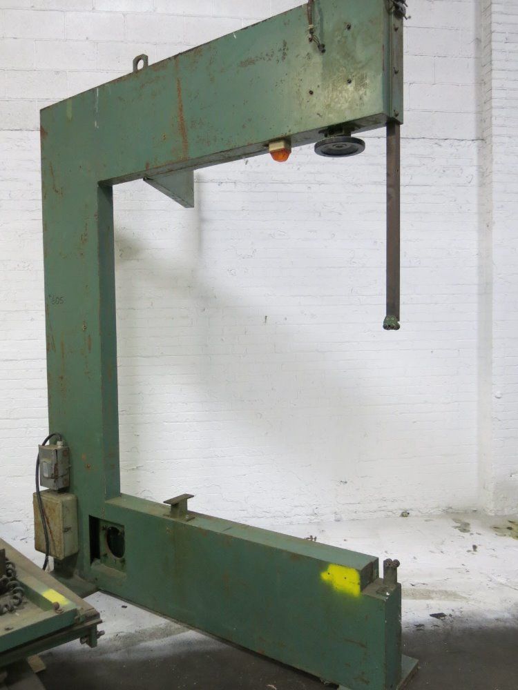 Lunghessa Nastro Vertical Band Saw