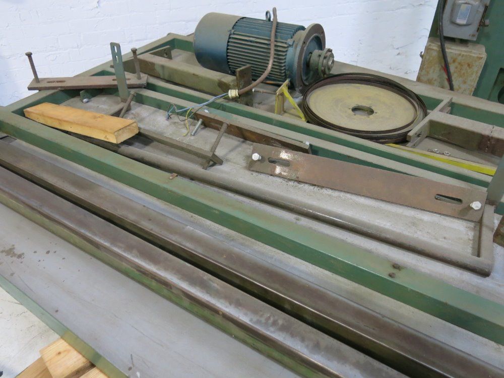 Lunghessa Nastro Vertical Band Saw