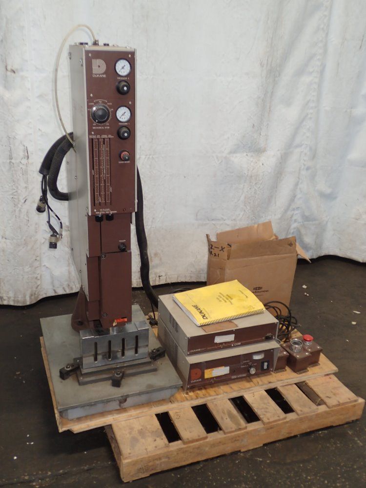 Dukane Ultrasonic Welder